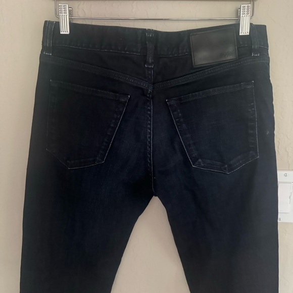 BOSS HUGO BOSS Regular Fit Straight Leg Dark Wash Stretch Jeans Maine 1 32x32 - Picture 13 of 15